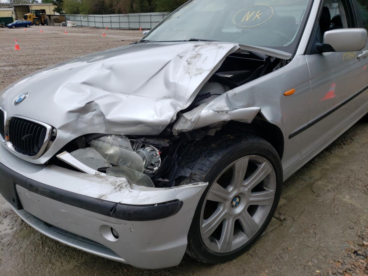 Photo 9 from auction – 2003 BMW 325I with VIN WBAAZ33473PH32003