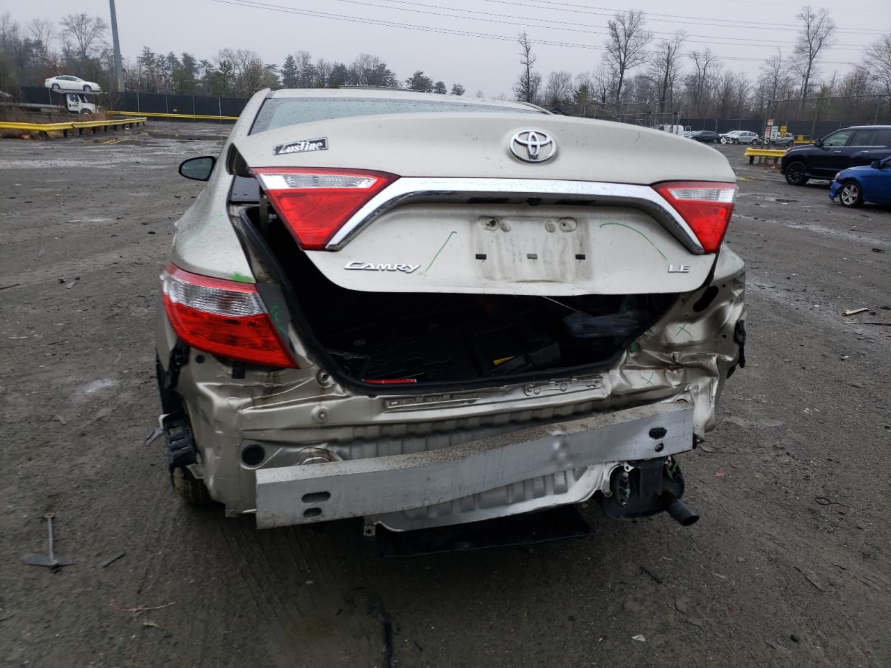 Photo 9 from auction – 2015 TOYOTA CAMRY LE with VIN 4T4BF1FK8FR457471