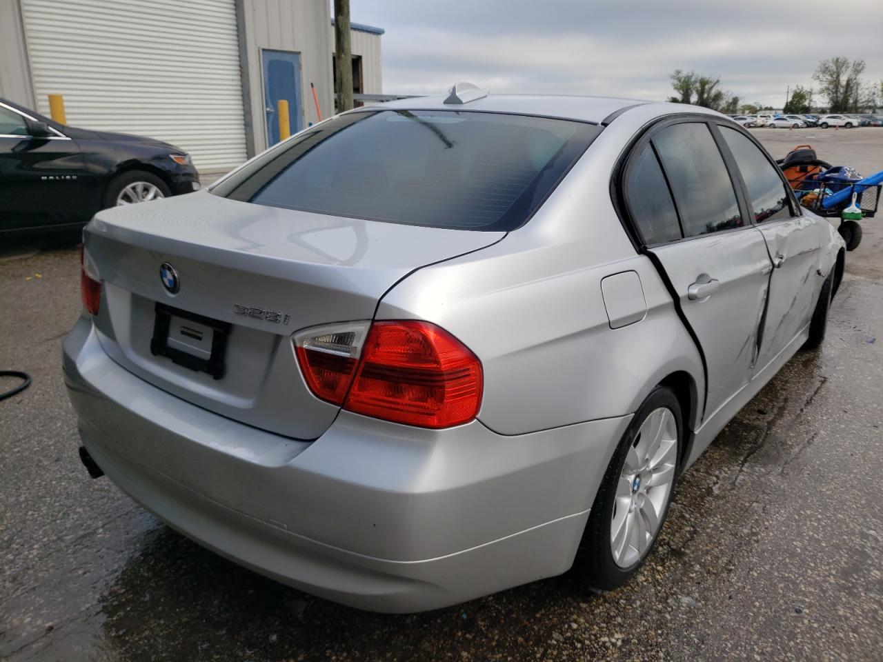 Photo 4 from auction – 2008 BMW 328 I with VIN WBAVA335X8KX86611