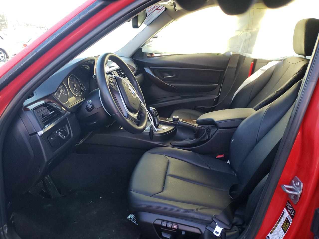 Photo 5 from auction – 2015 BMW 328 I with VIN WBA3A5C52FP605083