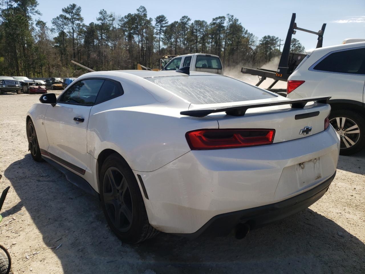 Photo 3 from auction – 2016 CHEVROLET CAMARO LT with VIN 1G1FB1RX1G0171241