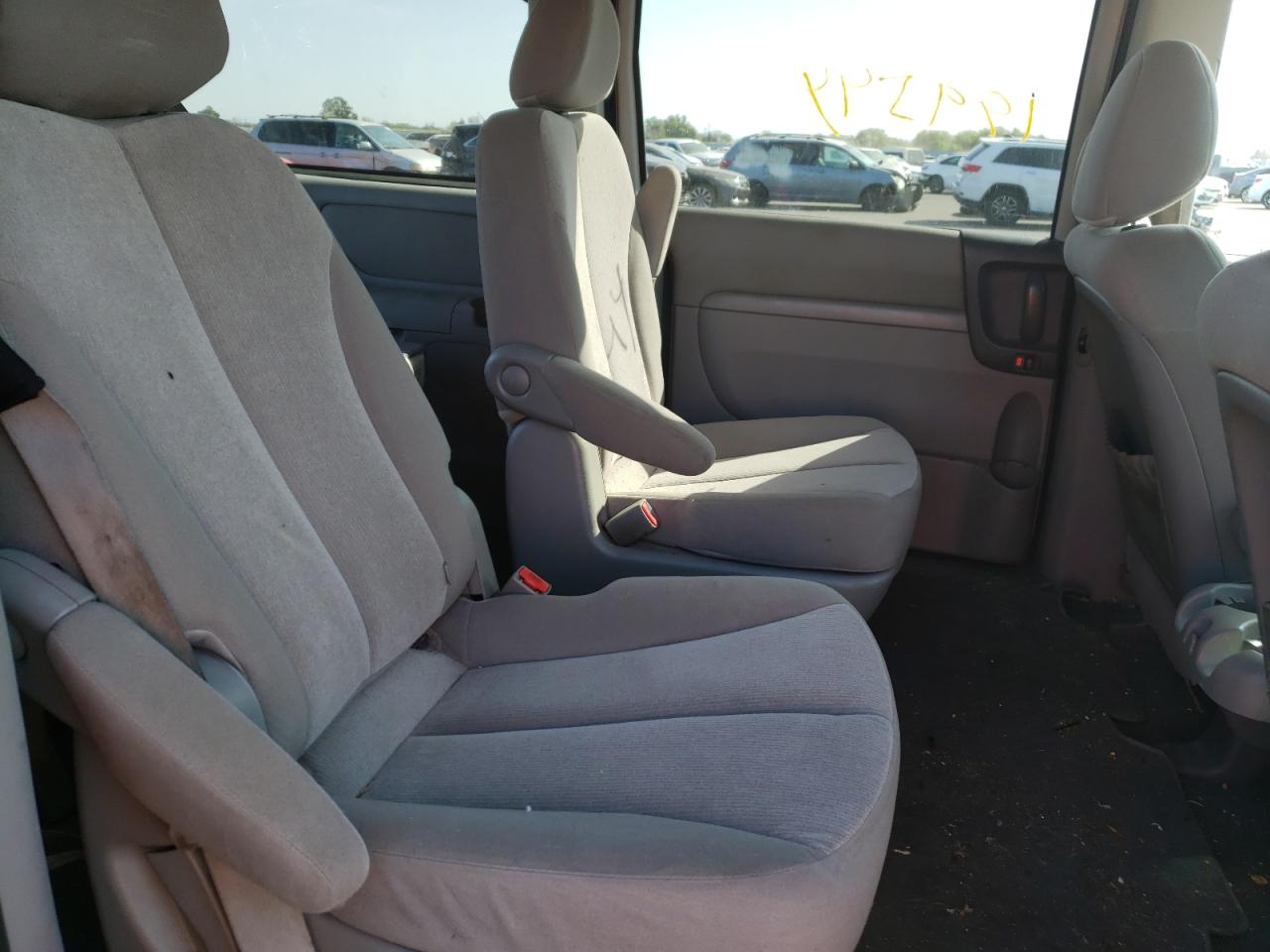 Photo 6 from auction – 2012 KIA SEDONA LX with VIN KNDMG4C73C6475530