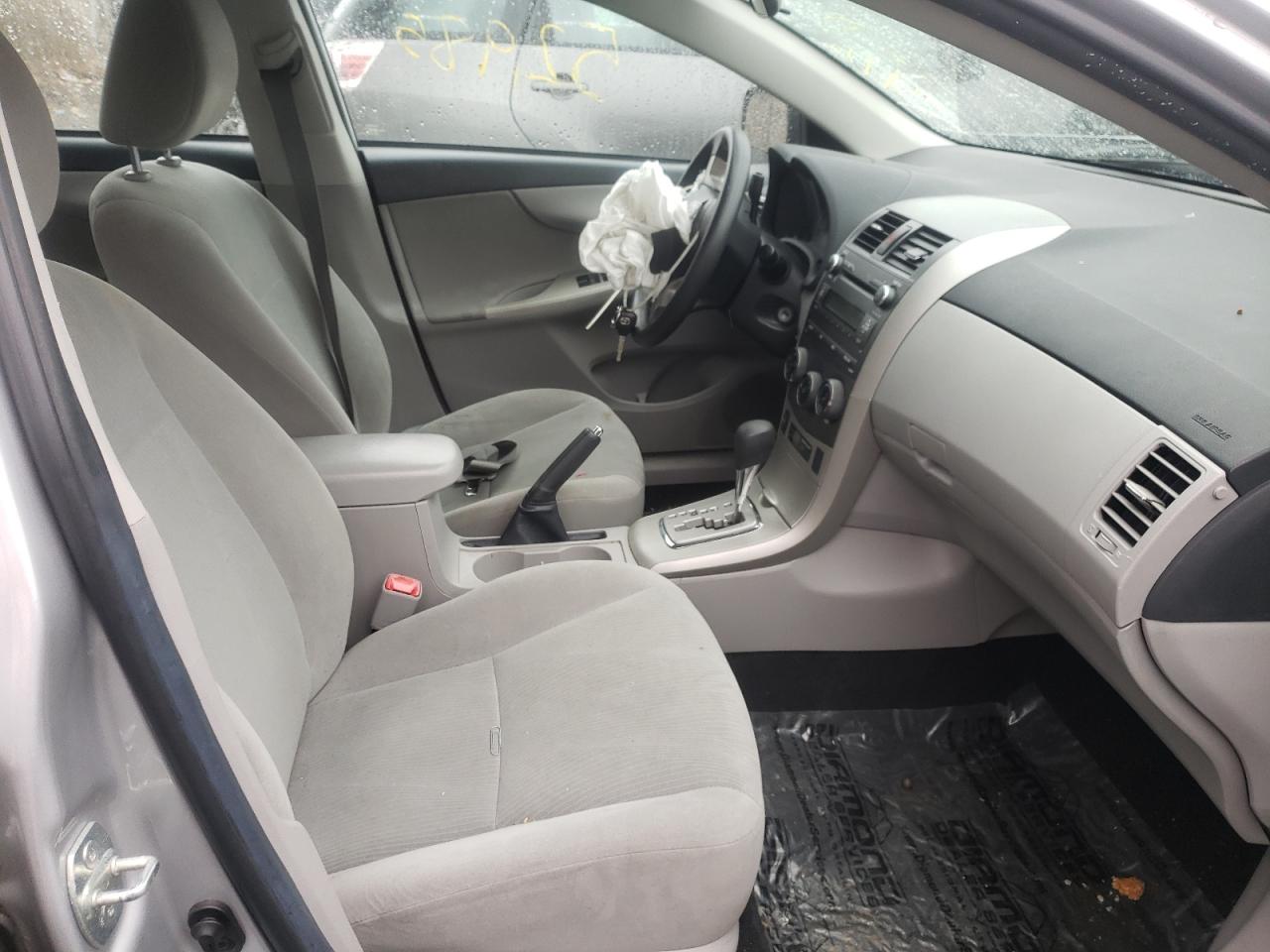 Photo 5 from auction – 2011 TOYOTA COROLLA BA with VIN 2T1BU4EE7BC713799
