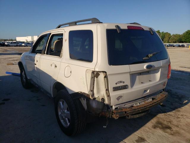 Photo 3 from auction – 2011 FORD ESCAPE XLT with VIN 1FMCU0D74BKB92647