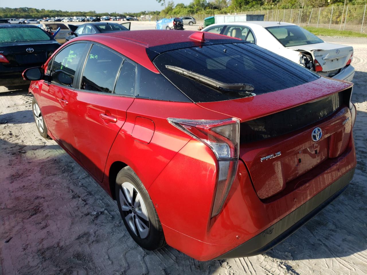 Photo 3 from auction – 2016 TOYOTA PRIUS with VIN JTDKARFU2G3502375