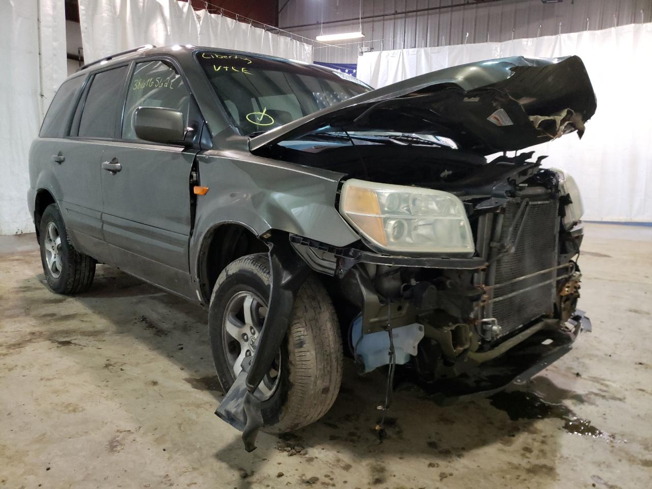 HONDA PILOT EX 2006 with VIN 5FNYF18436B029887 - Photo from auction