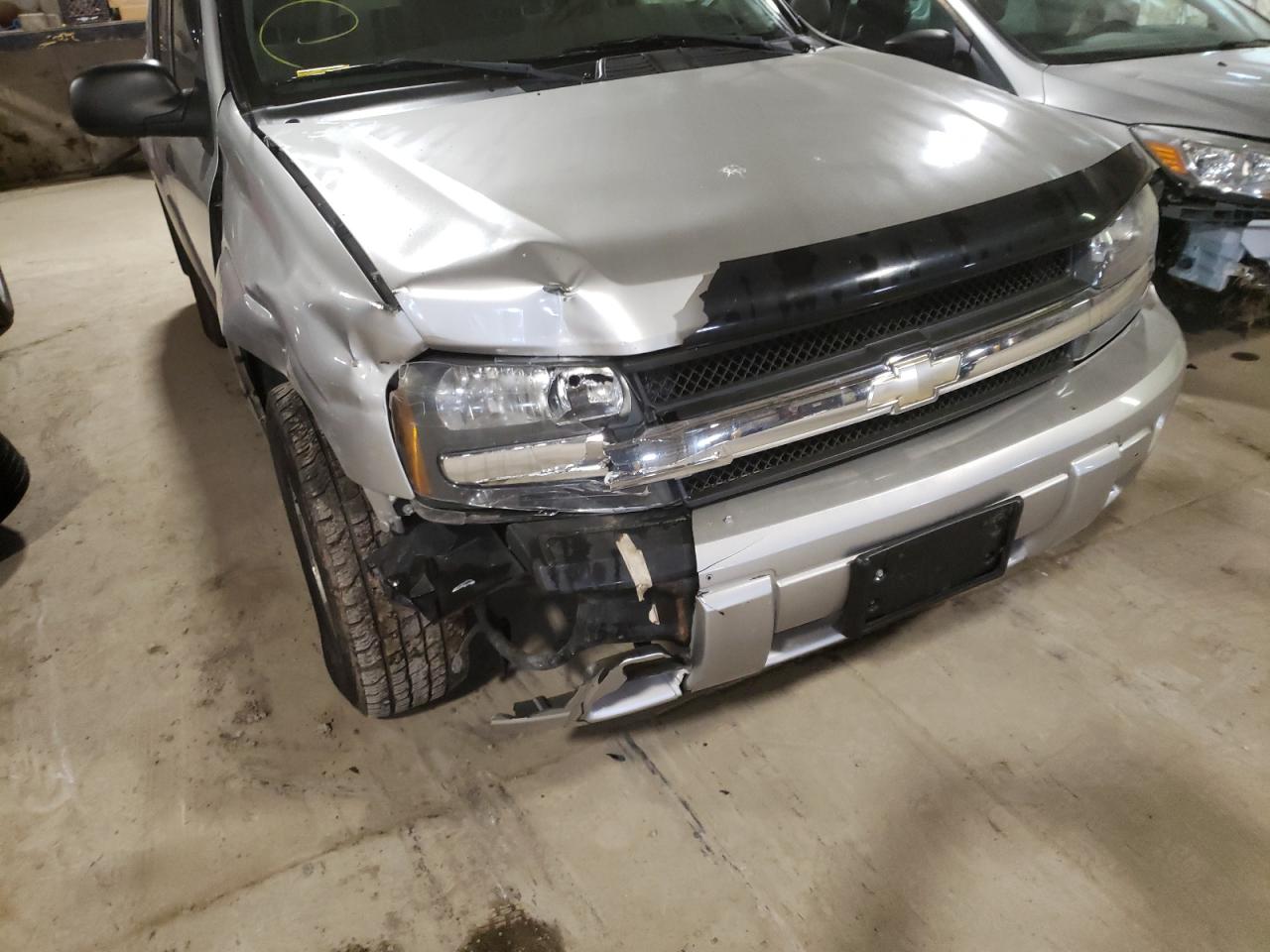 Photo 9 from auction – 2005 CHEVROLET TRAILBLAZE with VIN 1GNDT13S252313033