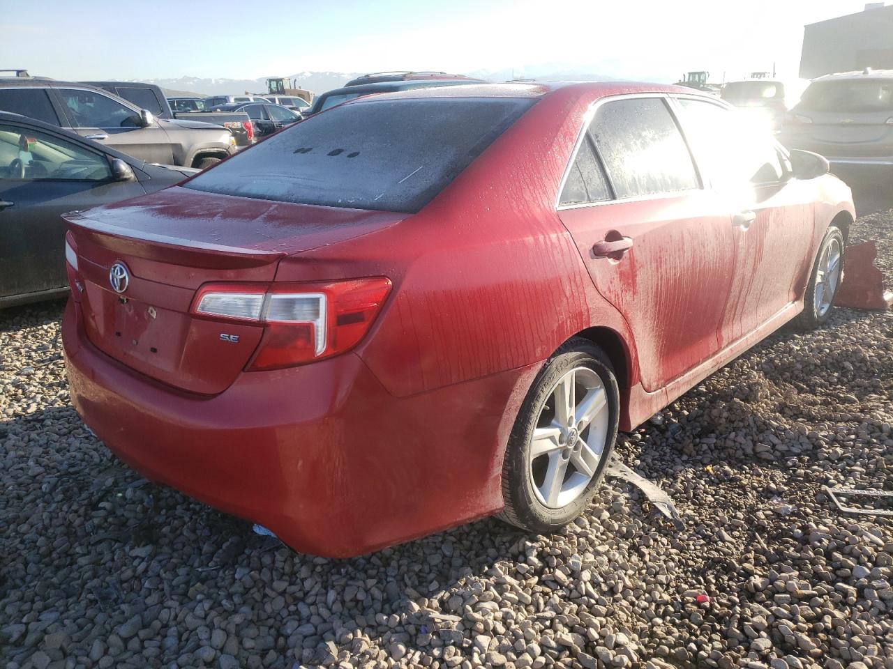 Photo 4 from auction – 2014 TOYOTA CAMRY L with VIN 4T1BF1FK7EU734944