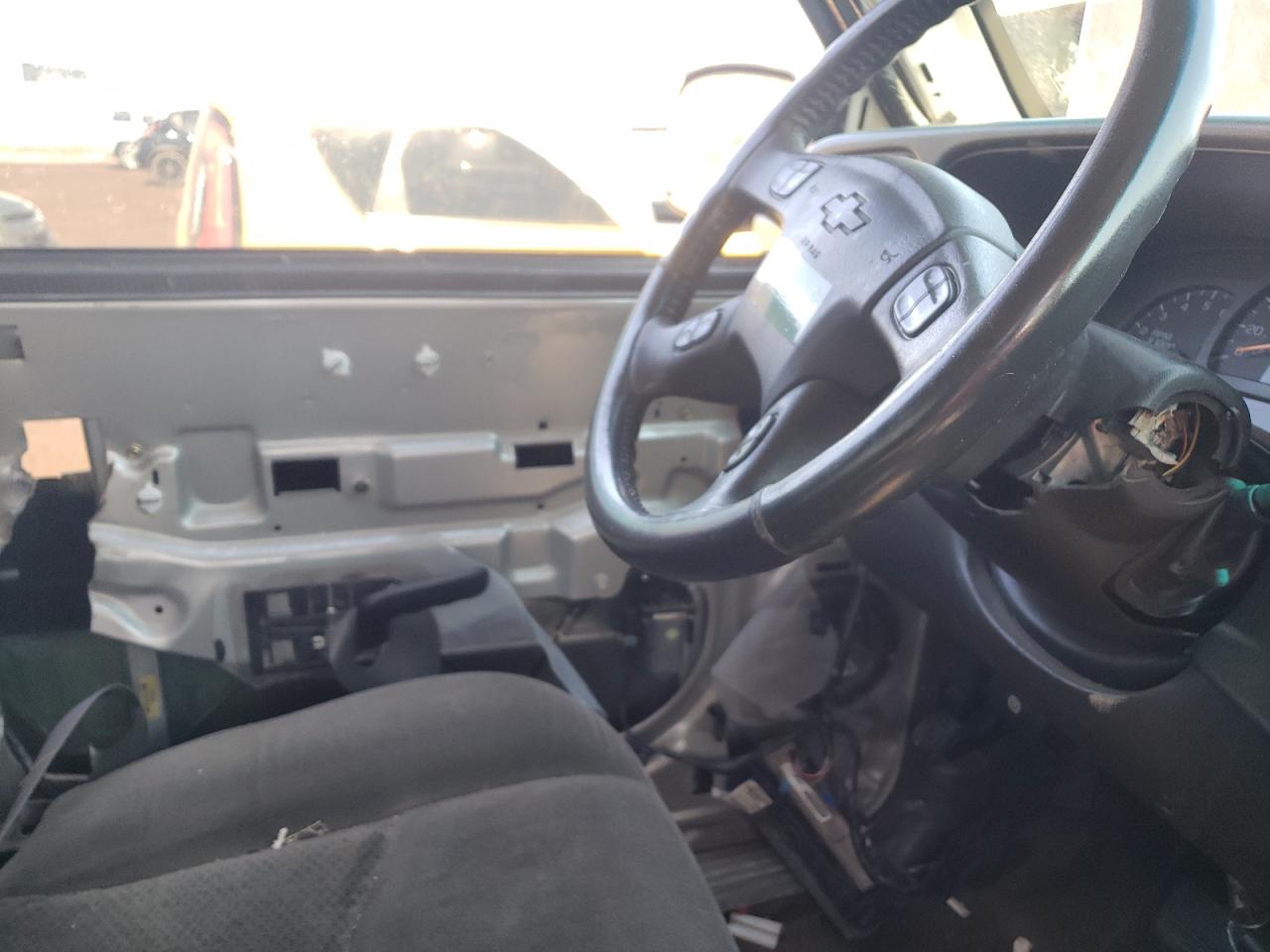 Photo 10 from auction – 2005 CHEVROLET SILVERADO with VIN 2GCEK19B651186259