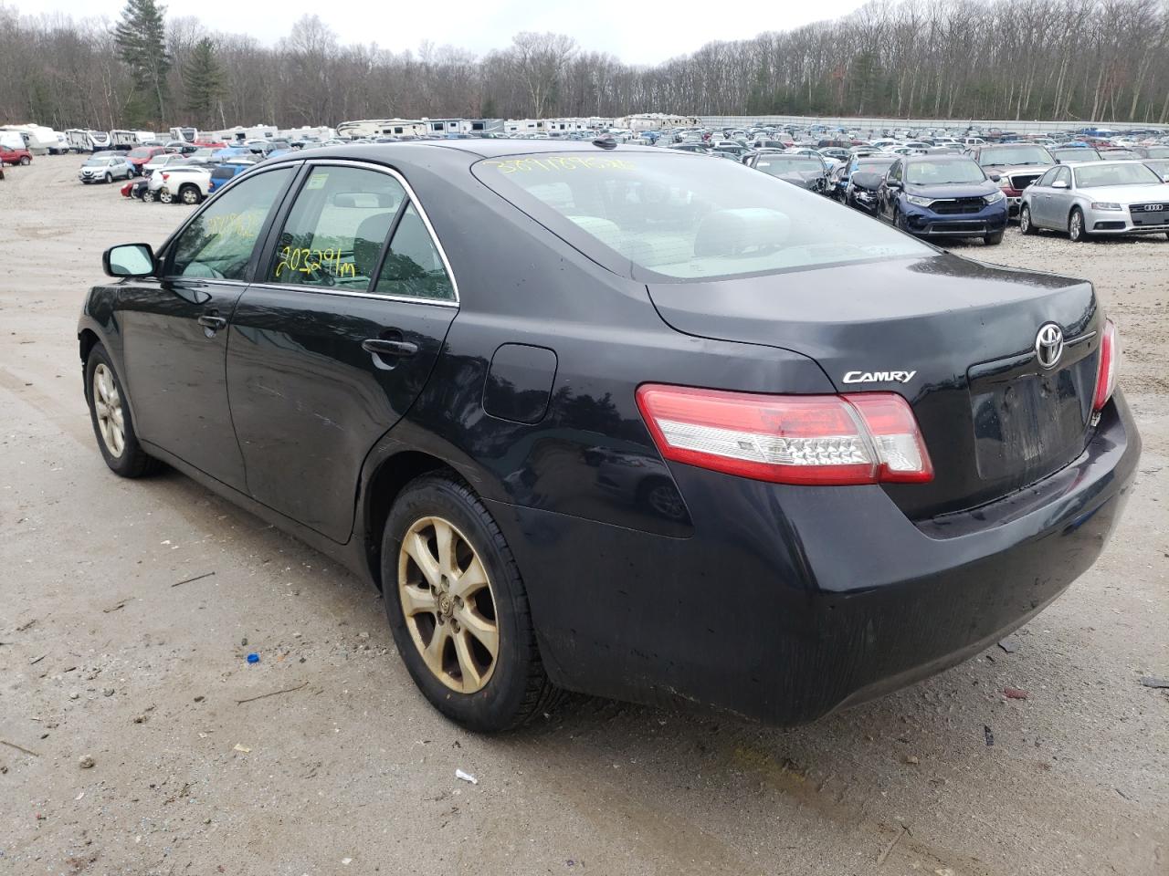 Фото 3 с аукциона – 2011 TOYOTA CAMRY BASE с VIN 4T1BF3EK8BU200859