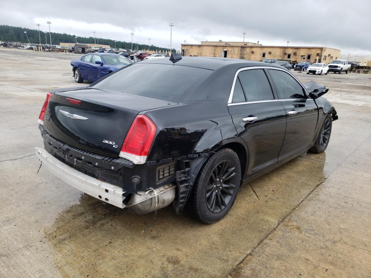 Photo 4 from auction – 2017 CHRYSLER 300C with VIN 2C3CCAEG7HH565065