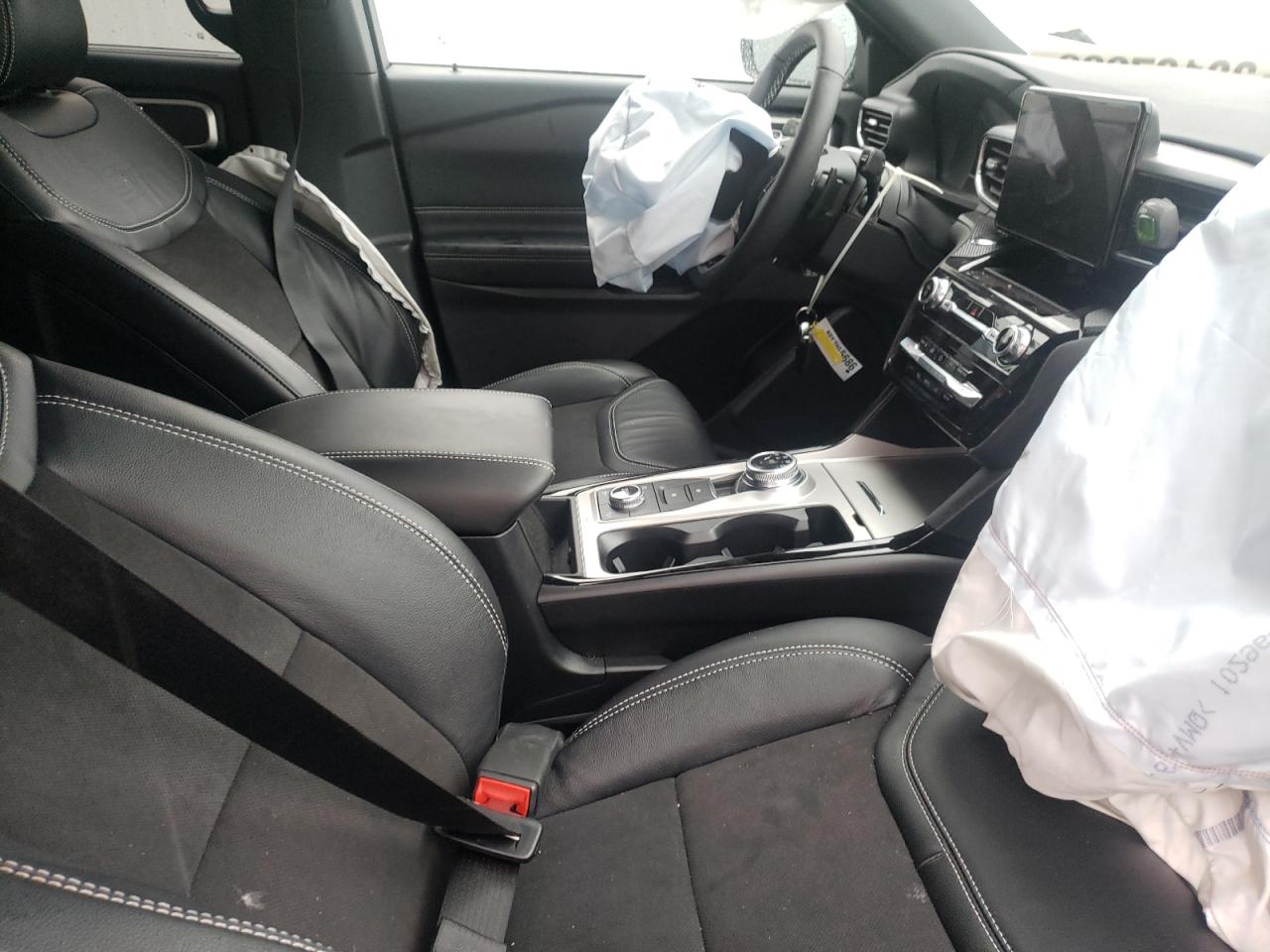 Photo 5 from auction – 2022 FORD EXPLORER S with VIN 1FM5K8GC3NGA38167