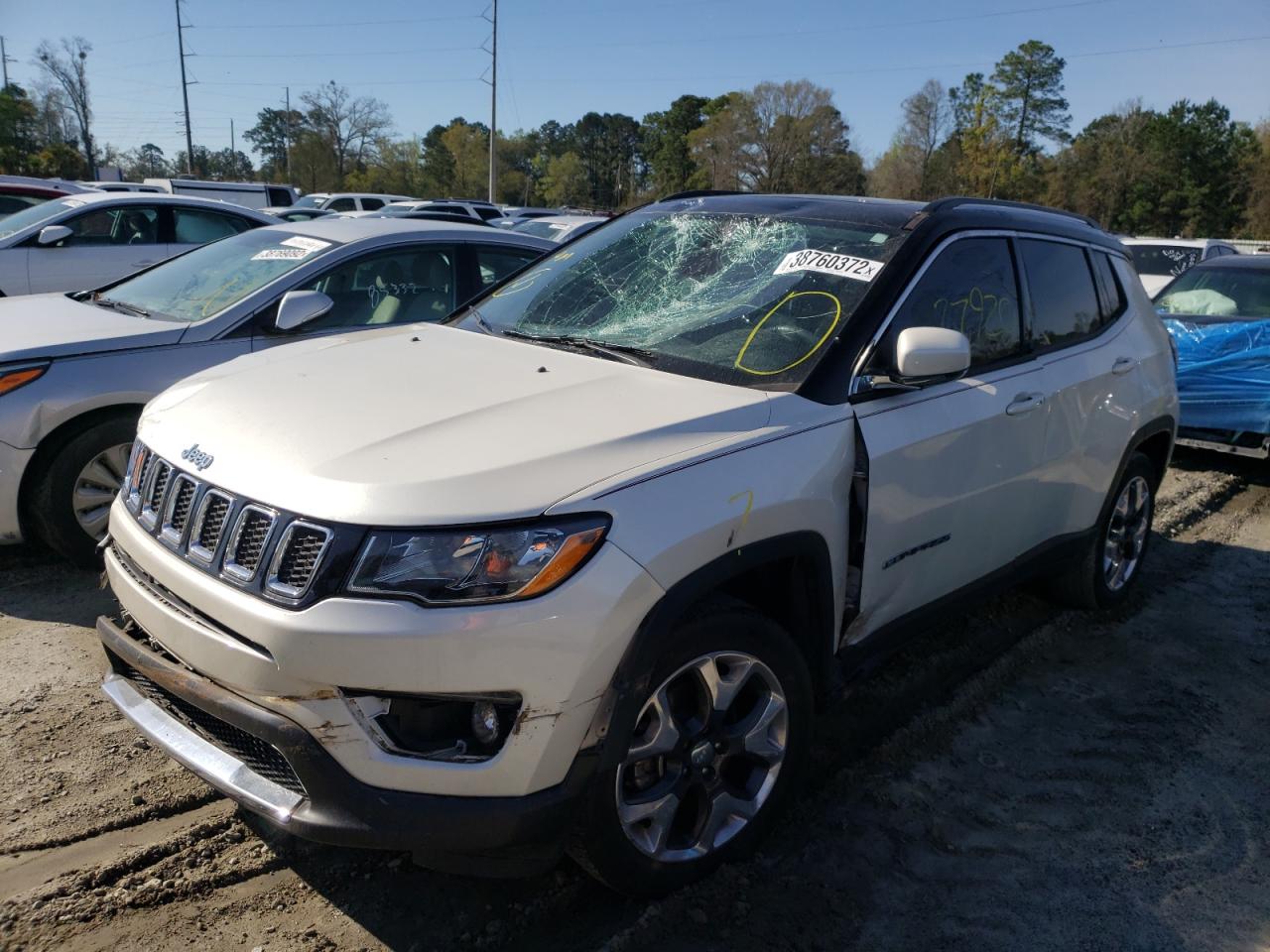 Photo 2 from auction – 2018 JEEP COMPASS with VIN 3C4NJCCBXJT240324