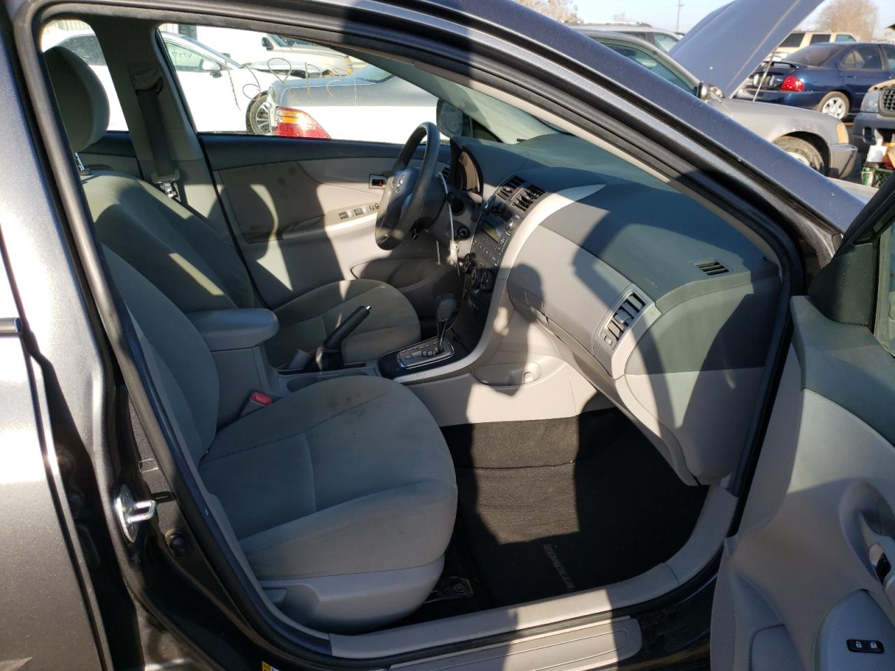 صورة رقم 5 من المزاد - 2010 TOYOTA COROLLA BA مع VIN 2T1BU4EE4AC441484