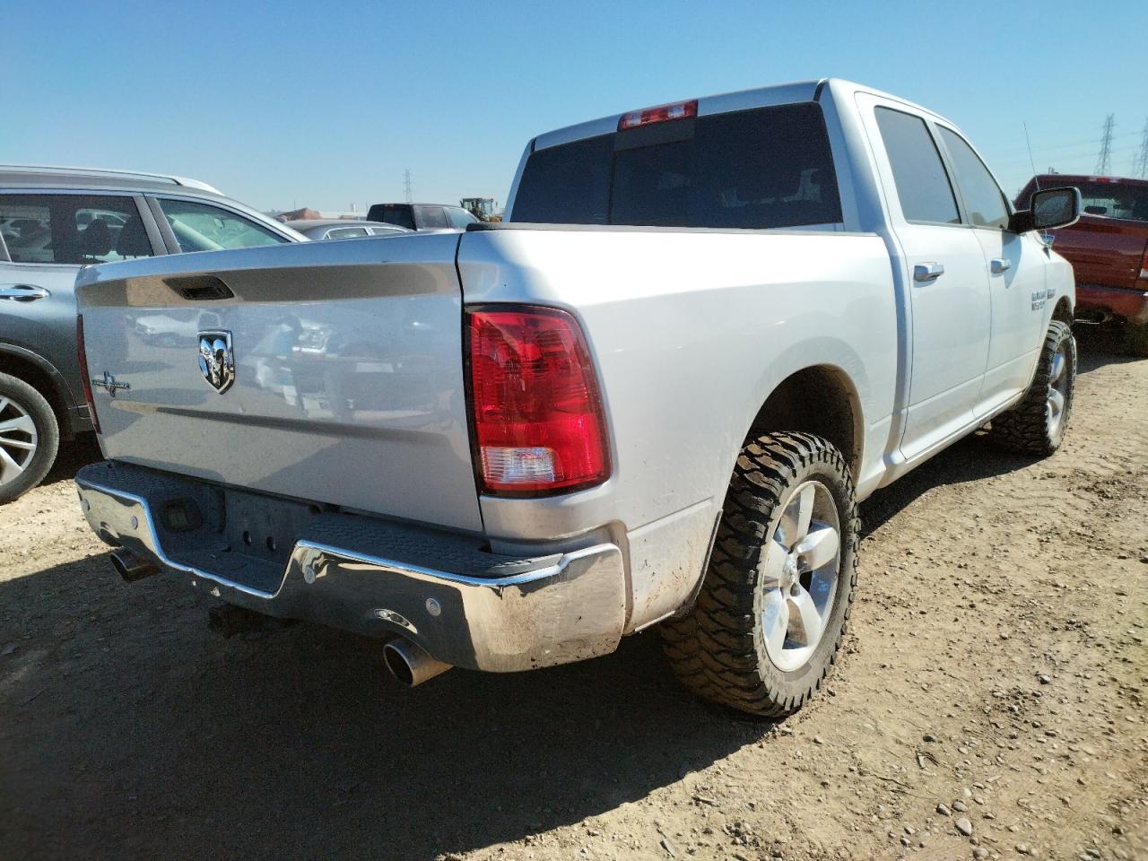 Photo 4 from auction – 2016 RAM 1500 SLT with VIN 3C6RR6LT9GG343666