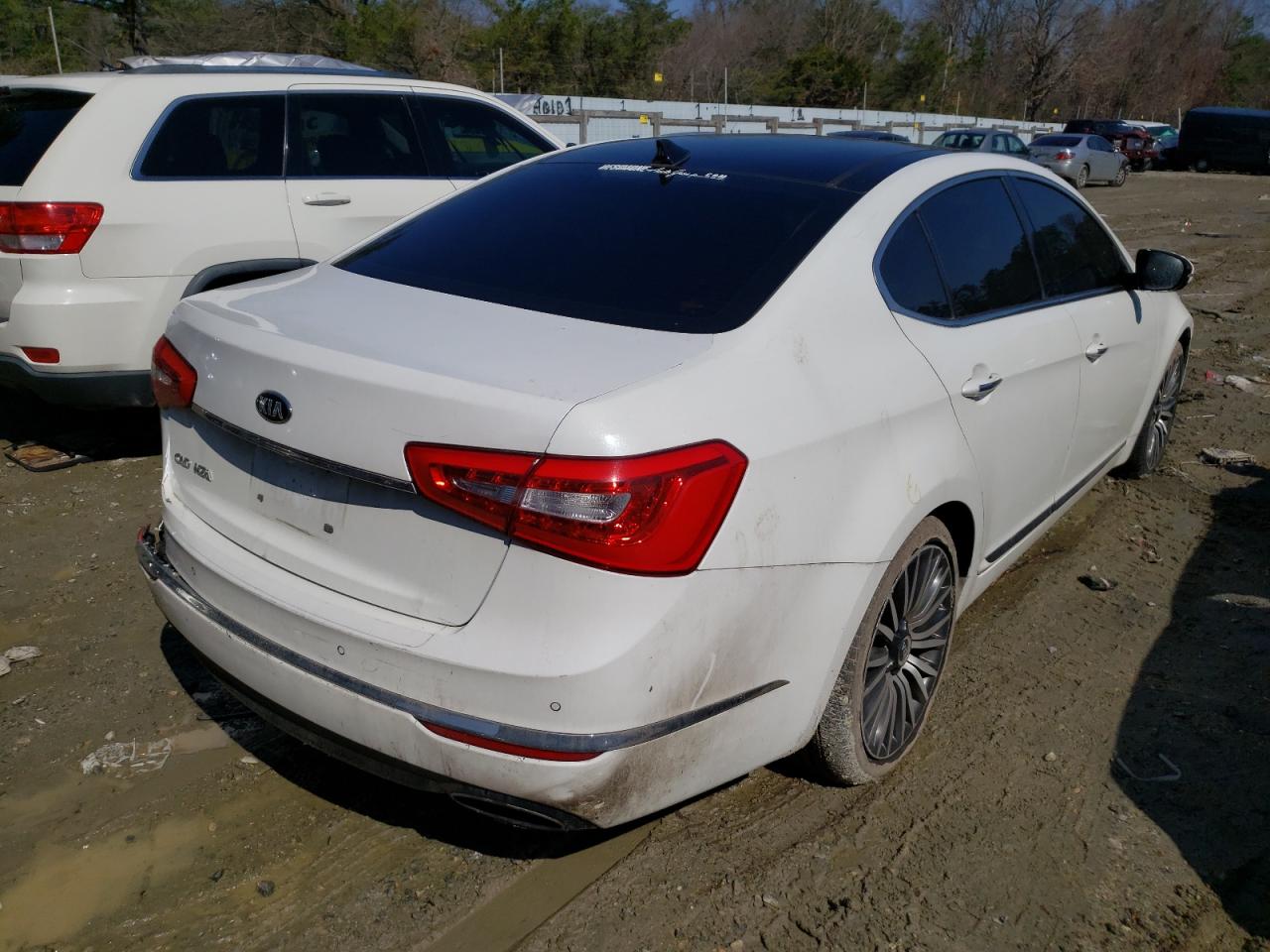 Photo 4 from auction – 2015 KIA CADENZA PR with VIN KNALN4D71F5168784