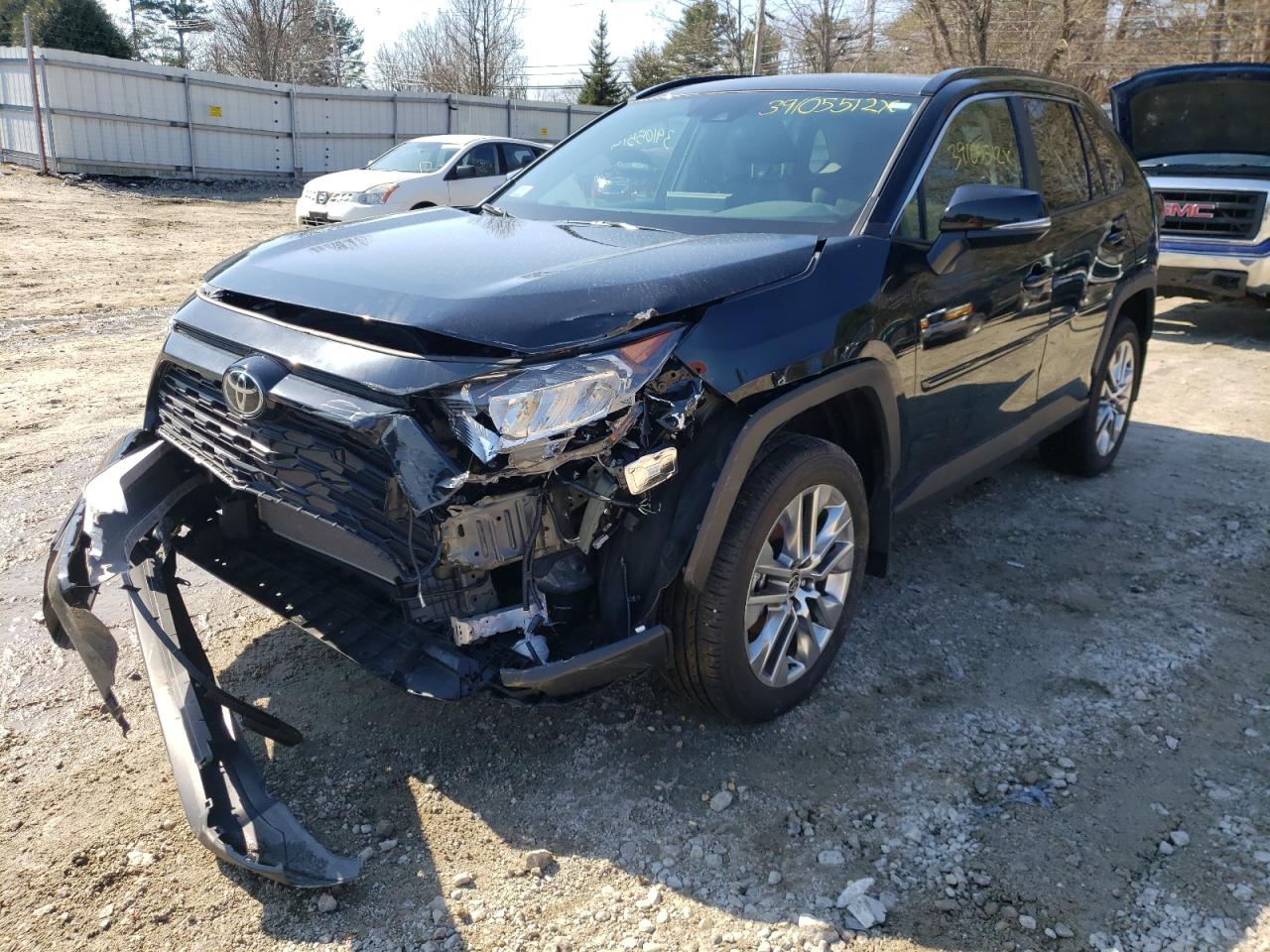 Photo 2 from auction – 2021 TOYOTA RAV4 XLE P with VIN 2T3A1RFV7MC240481