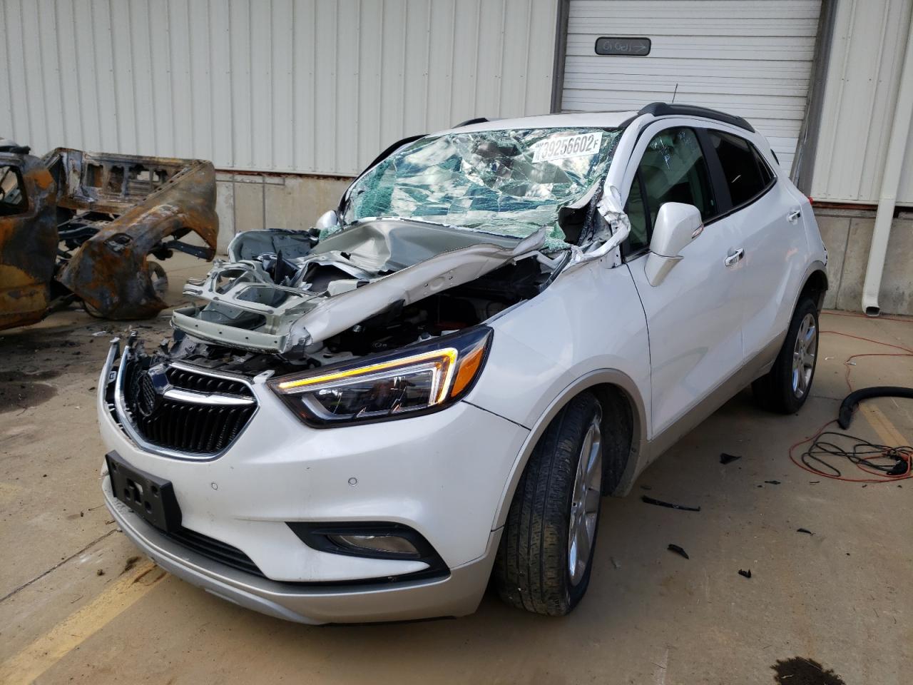 Photo 2 from auction – 2017 BUICK ENCORE PRE with VIN KL4CJHSM3HB094829