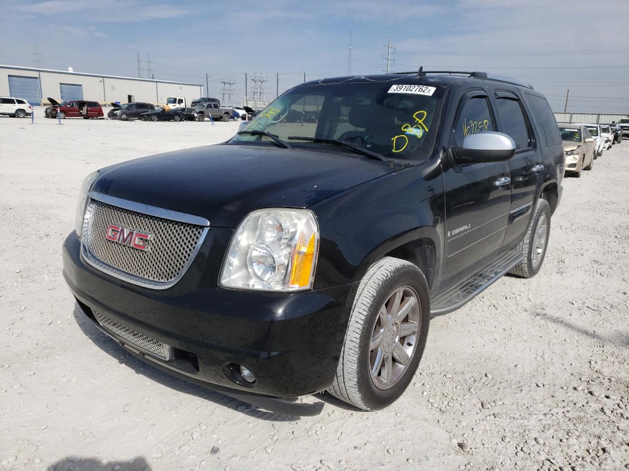 Photo 2 from auction – 2008 GMC YUKON DENA with VIN 1GKFK63858J105295