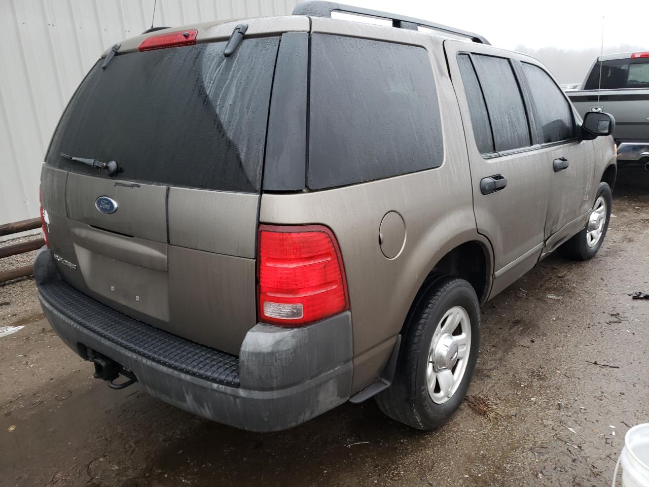 Photo 4 from auction – 2003 FORD EXPLORER X with VIN 1FMDU62K93UA91141