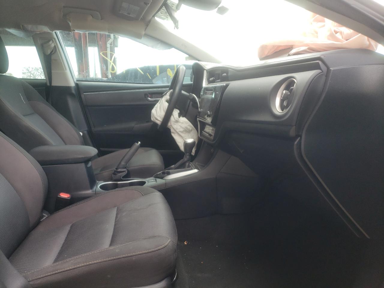 Photo 5 from auction – 2017 TOYOTA COROLLA L with VIN 2T1BURHE6HC837239