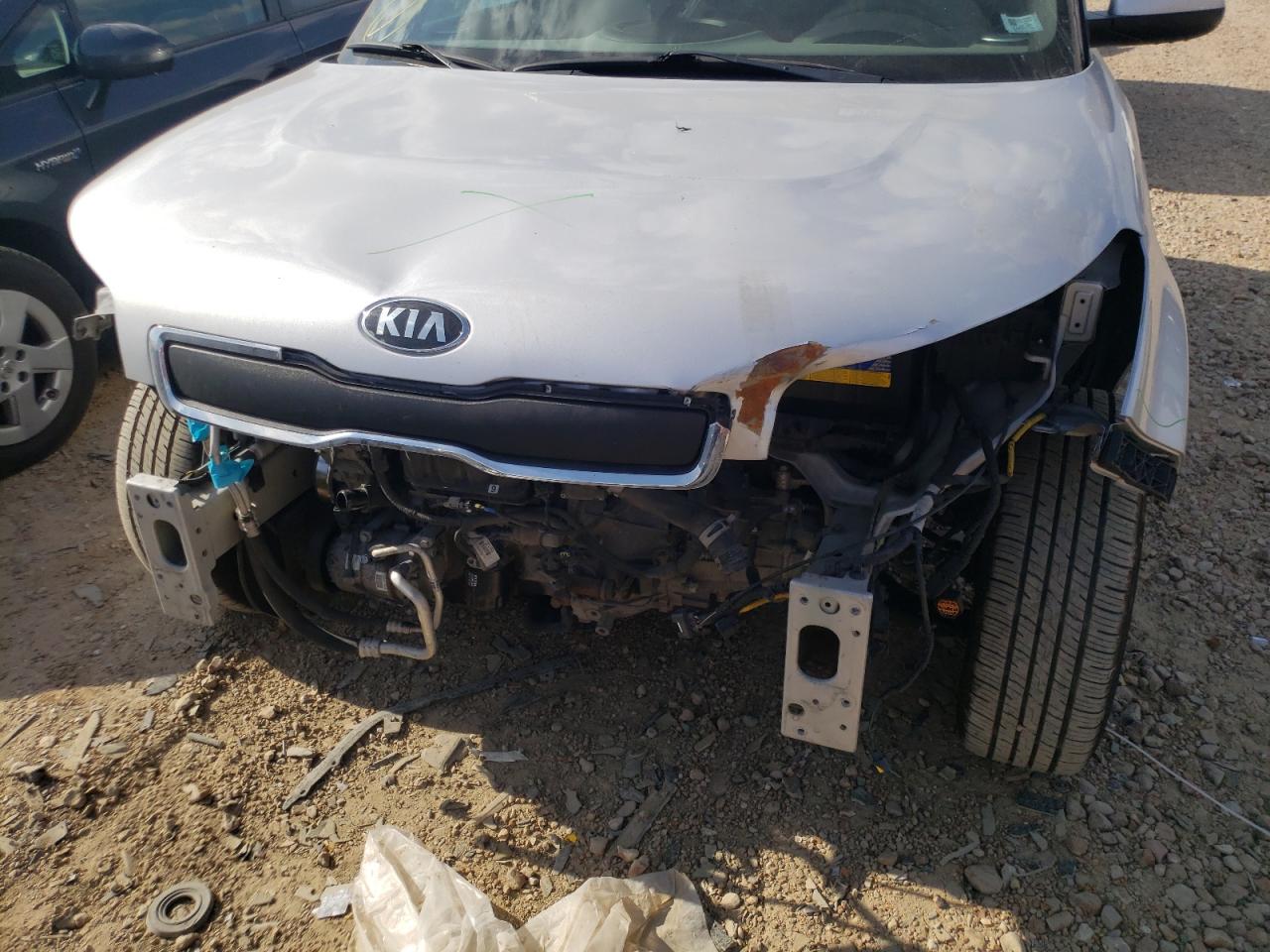 Photo 9 from auction – 2015 KIA SOUL with VIN KNDJN2A21F7759449