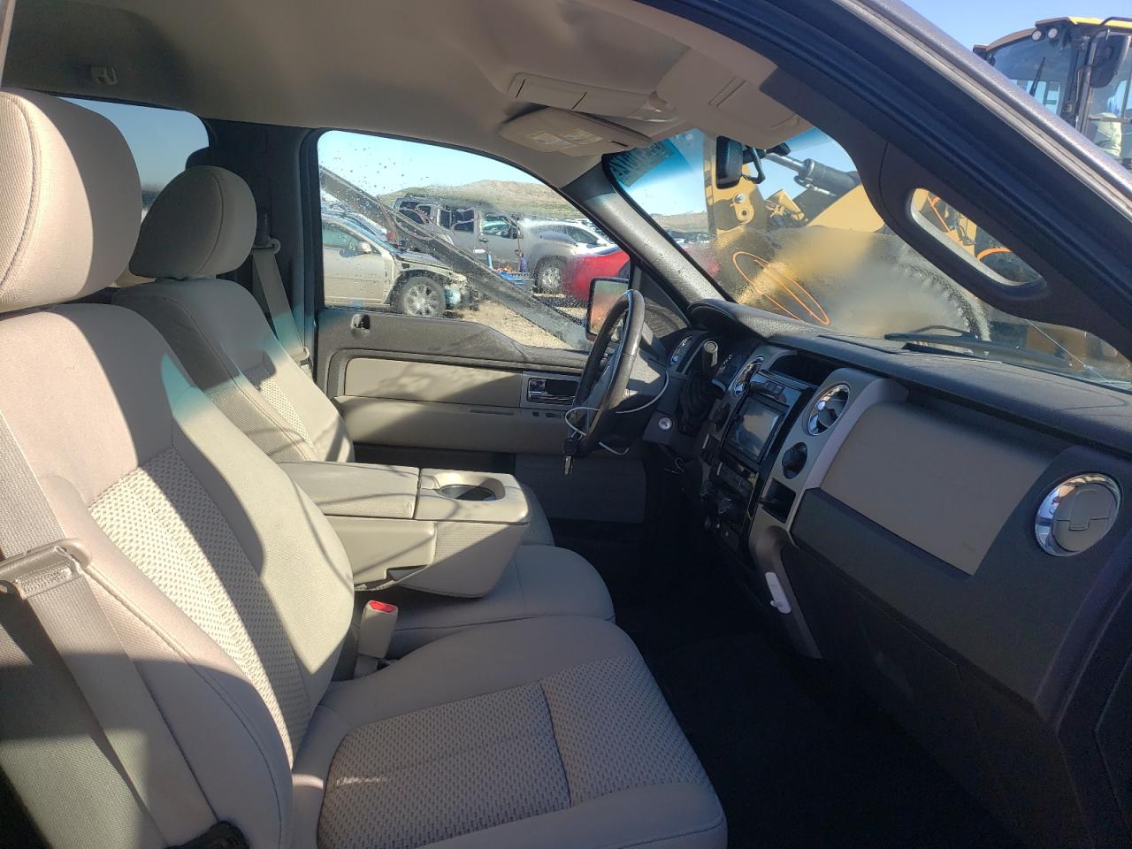 Photo 5 from auction – 2010 FORD F150 SUPER with VIN 1FTFW1EV4AFB32793