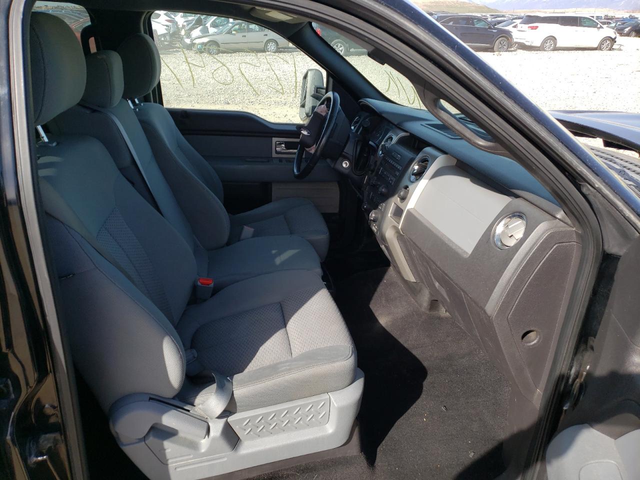 Photo 5 from auction – 2011 FORD F150 SUPER with VIN 1FTFW1ET2BFC92431