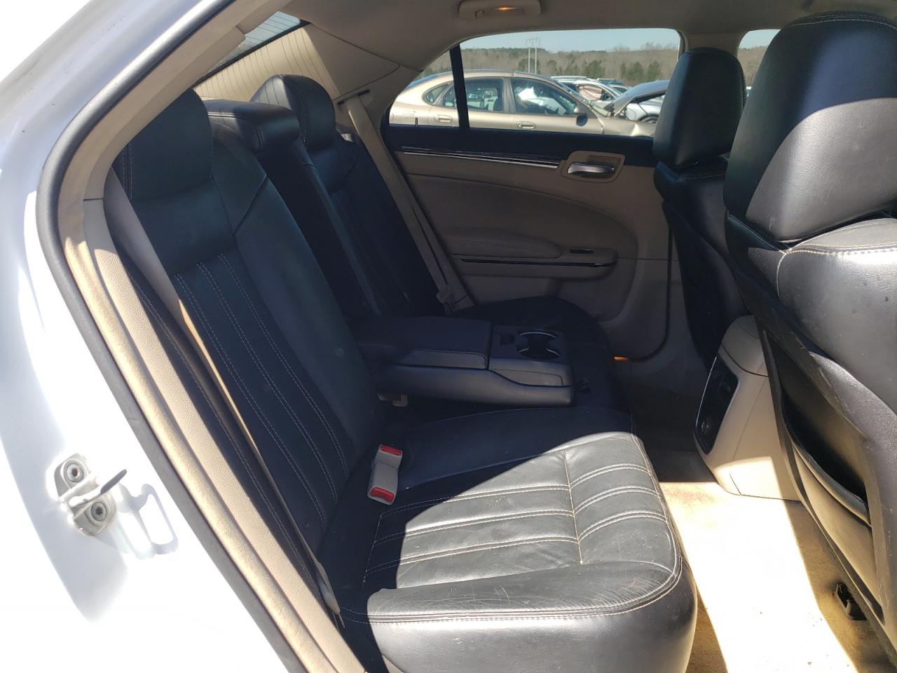 Photo 6 from auction – 2013 CHRYSLER 300 with VIN 2C3CCAAG3DH685381