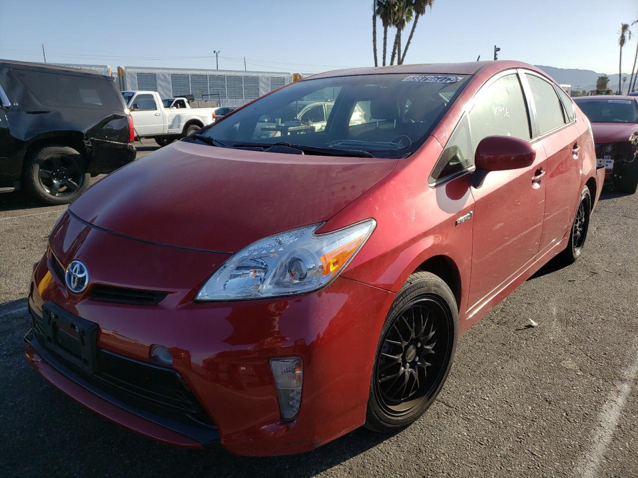 Photo 2 from auction – 2015 TOYOTA PRIUS with VIN JTDKN3DU8F0429484
