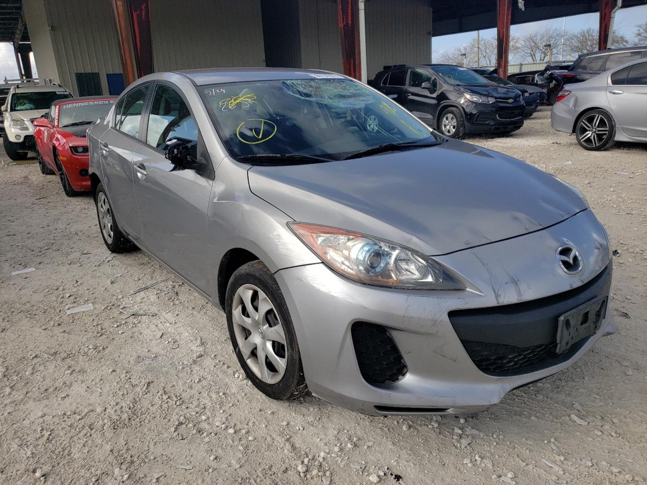 MAZDA 3 I 2013 with VIN JM1BL1UP5D1824265 - Photo from auction