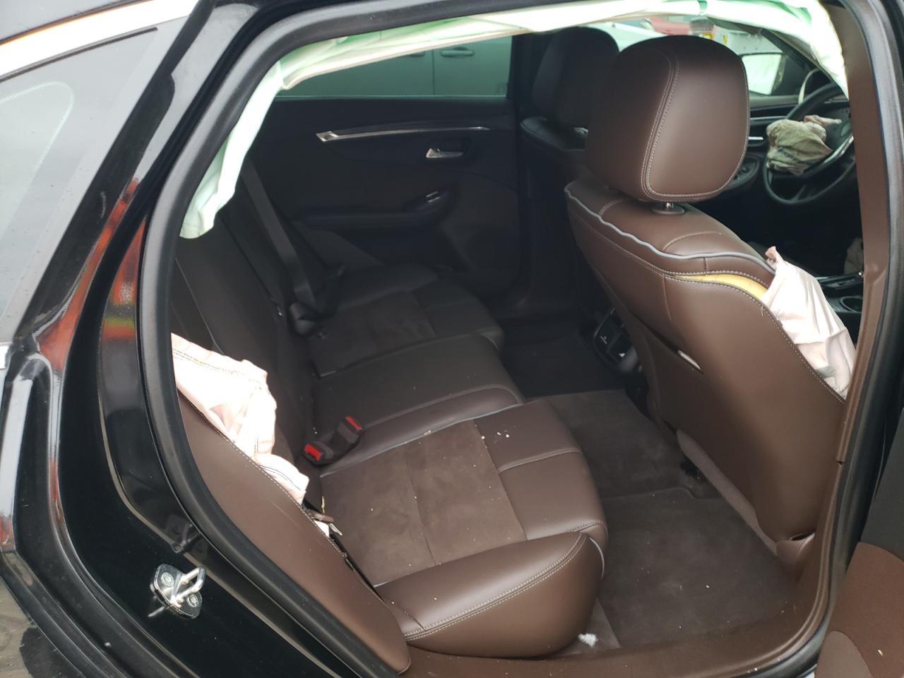 Photo 6 from auction – 2015 CHEVROLET IMPALA LT with VIN 2G1125S3XF9102710