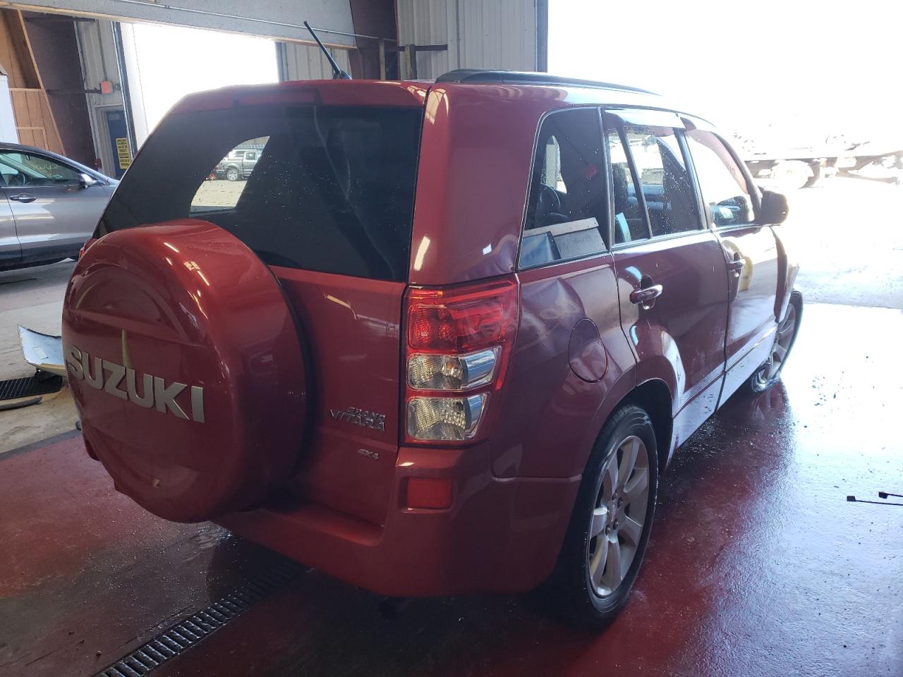 Photo 4 from auction – 2012 SUZUKI GRAND VITA with VIN JS3TD0D76C4100014