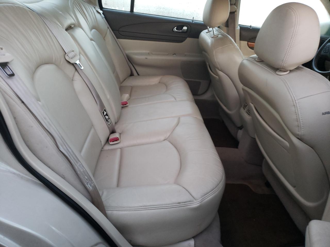 Photo 6 from auction – 2002 LINCOLN CONTINENTA with VIN 1LNHM97V42Y700035