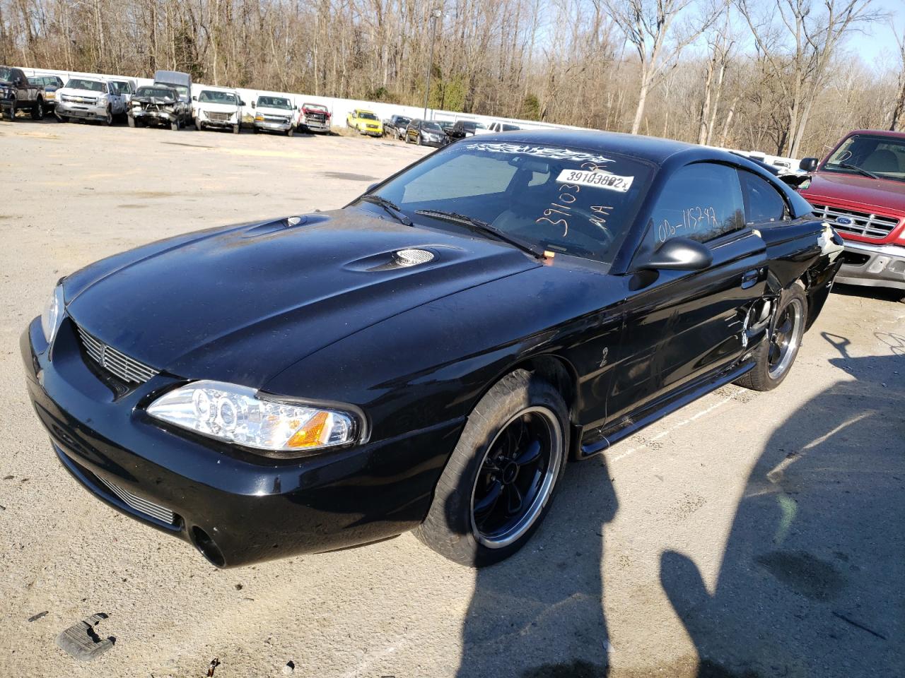Photo 2 from auction – 1998 FORD MUSTANG CO with VIN 1FAFP47V7WF208399