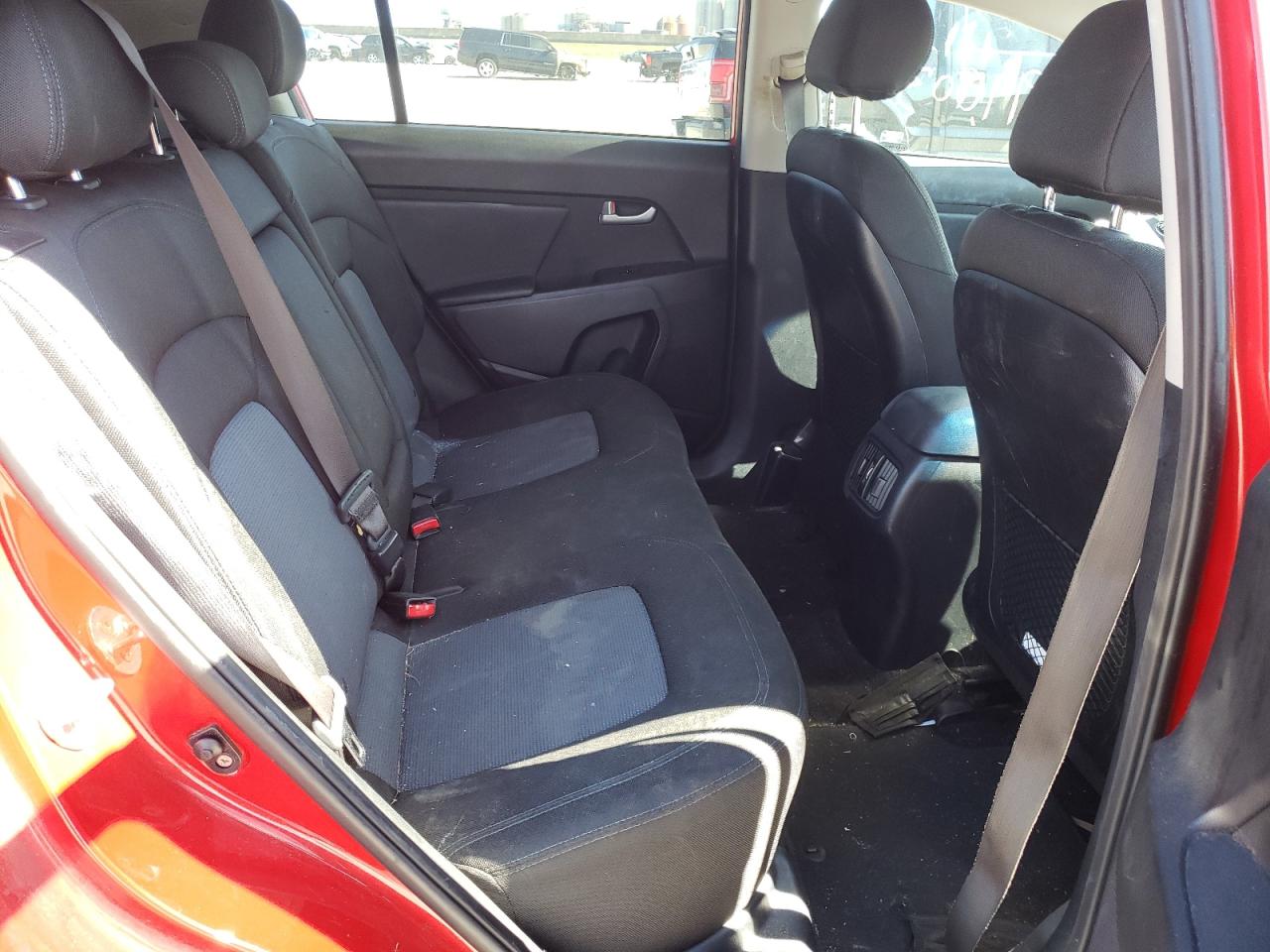 Photo 6 from auction – 2015 KIA SPORTAGE L with VIN KNDPB3AC8F7700545