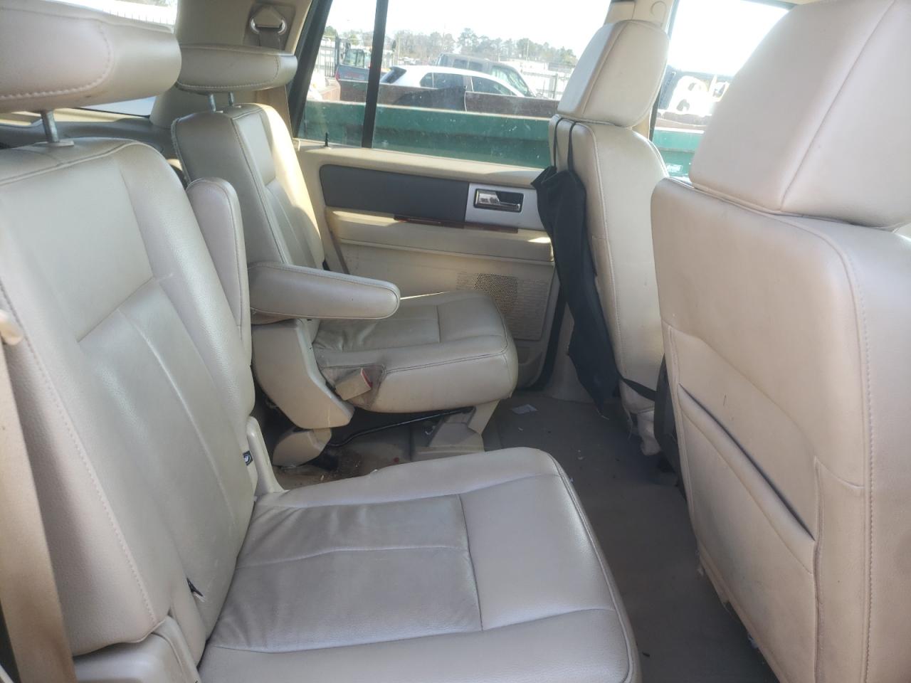 Photo 6 from auction – 2008 FORD EXPEDITION with VIN 1FMFU17528LA48482