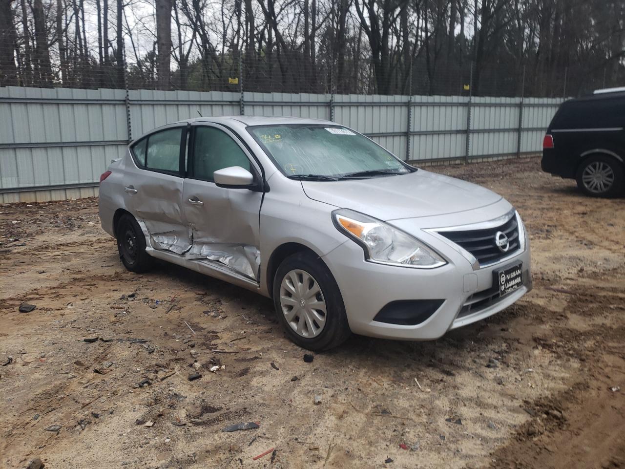 Photo 1 from auction – 2019 NISSAN VERSA S with VIN 3N1CN7AP4KL826474