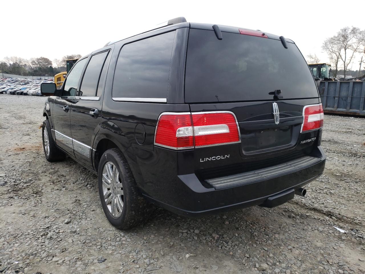 Photo 3 from auction – 2010 LINCOLN NAVIGATOR with VIN 5LMJJ2H56AEJ11145