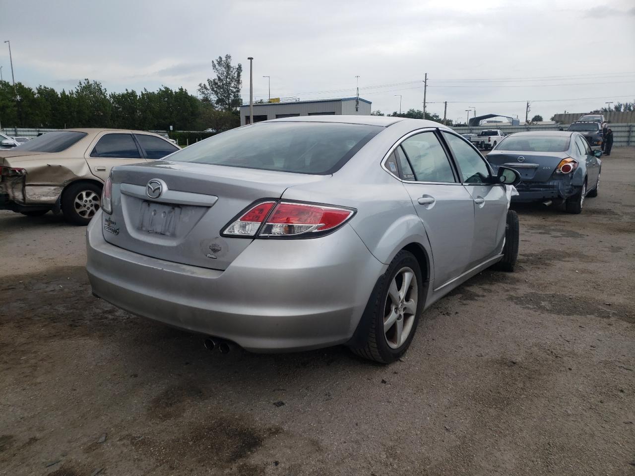 Photo 4 from auction – 2011 MAZDA 6 I with VIN 1YVHZ8BH4B5M16451