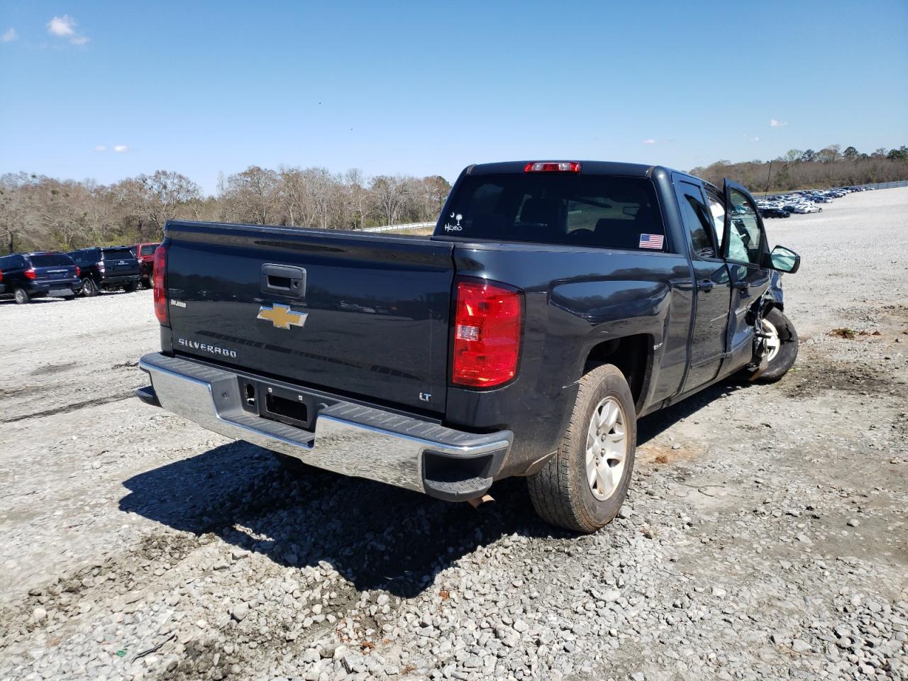 Photo 4 from auction – 2018 CHEVROLET SILVERADO with VIN 1GCRCREC6JZ182032