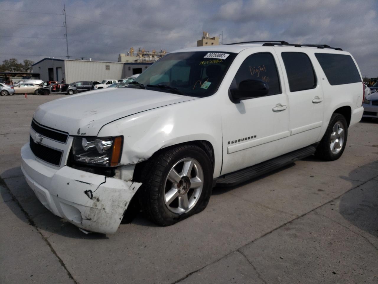 Photo 9 from auction – 2007 CHEVROLET SUBURBAN C with VIN 1GNFC16047R260431