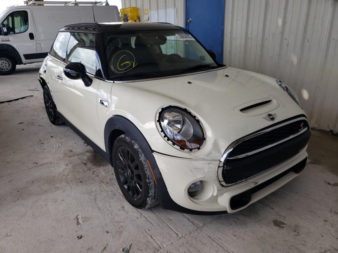 MINI COOPER S 2018 with VIN WMWXP7C5XJ2A48220 - Photo from auction