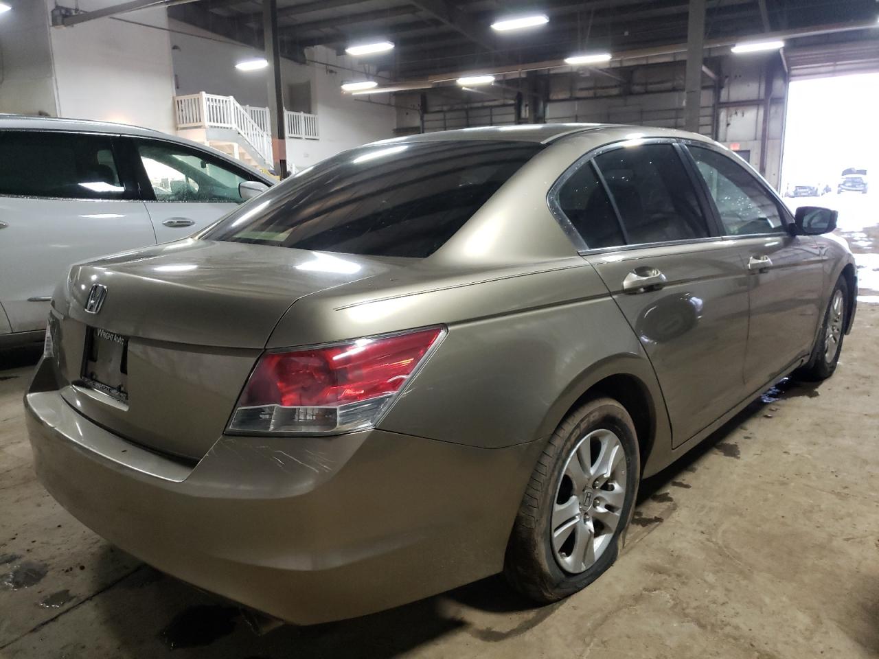 Photo 18 from auction – 2008 HONDA ACCORD LXP with VIN JHMCP26488C005907