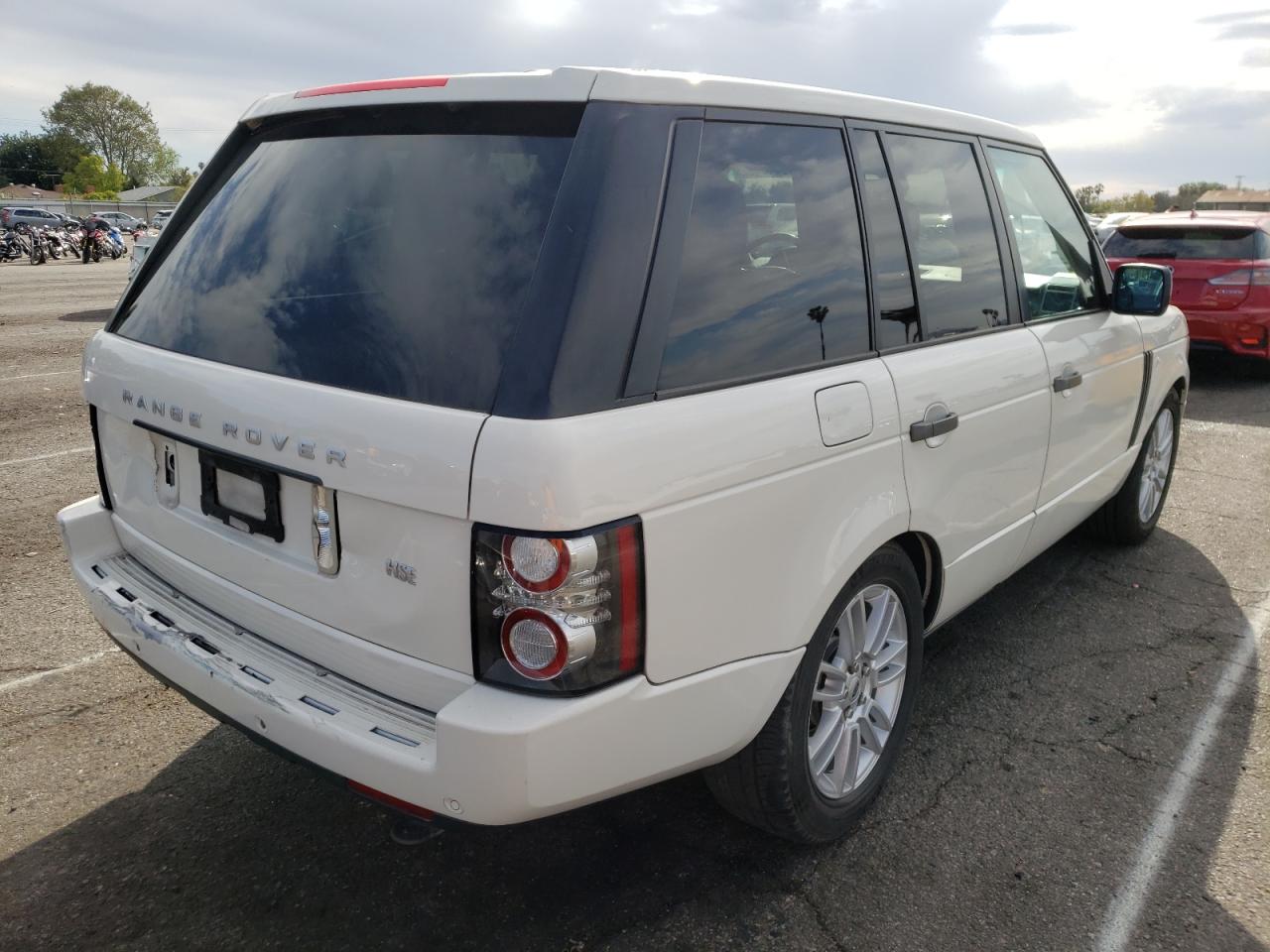 Photo 4 from auction – 2010 LAND ROVER RANGE ROVE with VIN SALME1D40AA321563