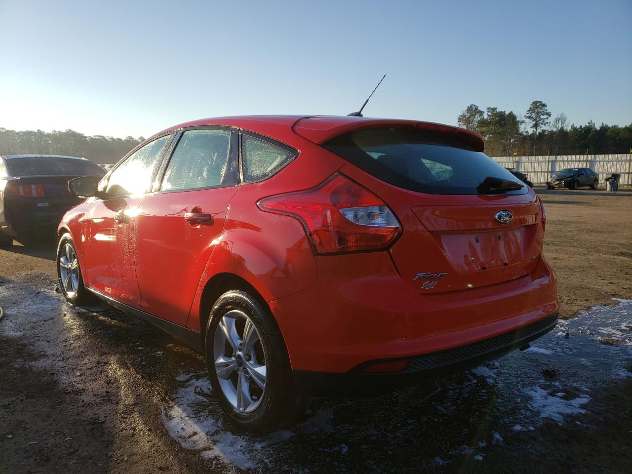 Photo 3 from auction – 2012 FORD FOCUS SE with VIN 1FAHP3K24CL247366