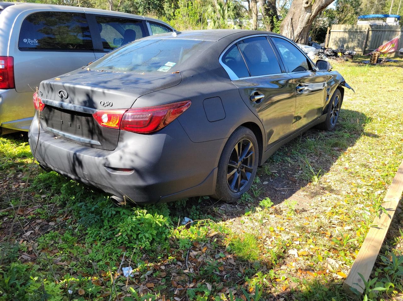 Photo 4 from auction – 2017 INFINITI Q50 PREMIU with VIN JN1EV7AR8HM840399