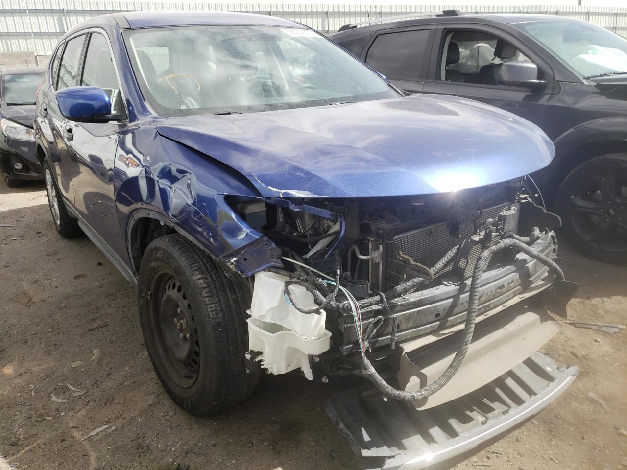 NISSAN ROGUE S 2018 with VIN KNMAT2MT9JP592339 - Photo from auction