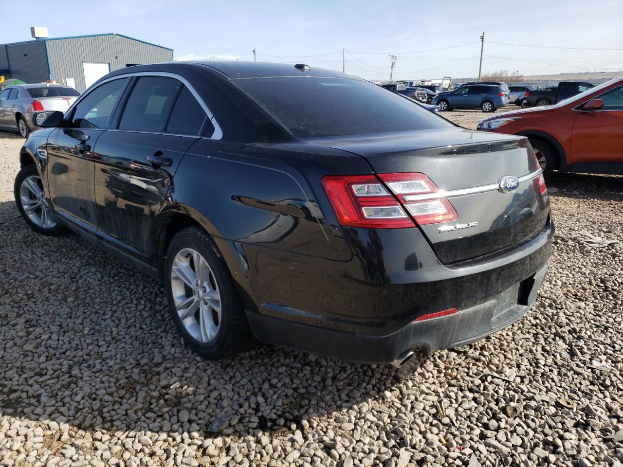 Photo 3 from auction – 2013 FORD TAURUS SEL with VIN 1FAHP2E83DG182398
