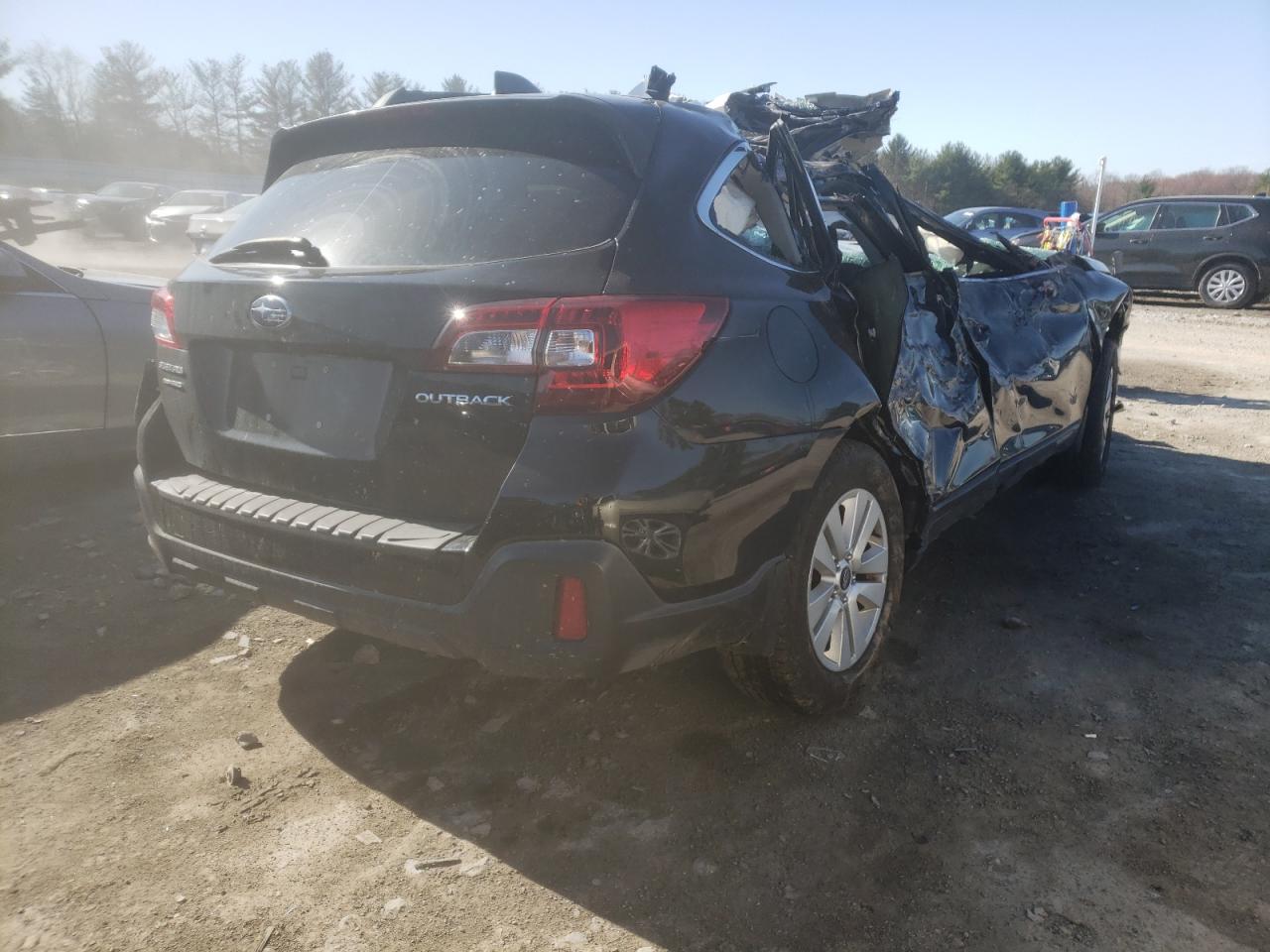 Photo 4 from auction – 2018 SUBARU OUTBACK 2. with VIN 4S4BSAFCXJ3221286